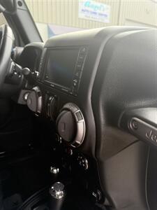 2017 Jeep Wrangler Unlimited Sport   - Photo 9 - West Palm Beach, FL 33407