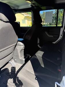 2018 Jeep Wrangler JK Unlimited Sport S   - Photo 10 - West Palm Beach, FL 33407