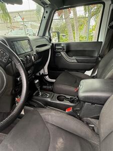 2018 Jeep Wrangler JK Unlimited Sport S   - Photo 9 - West Palm Beach, FL 33407