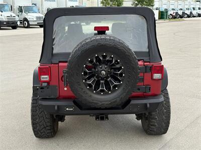 2012 Jeep Wrangler Unlimited Rubicon   - Photo 18 - West Palm Beach, FL 33407