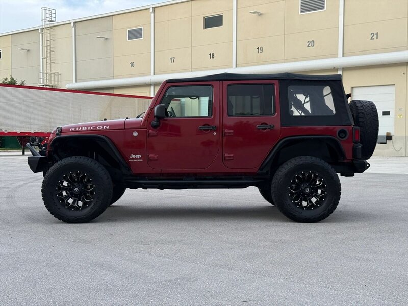 2012 Jeep Wrangler Unlimited Rubicon   - Photo 1 - West Palm Beach, FL 33407