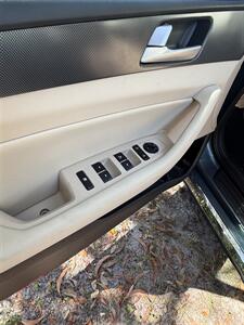 2017 Hyundai SONATA Sport   - Photo 8 - West Palm Beach, FL 33407