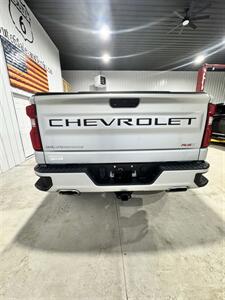 2019 Chevrolet Silverado 1500 RST   - Photo 5 - Honesdale, PA 18431