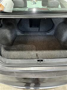 2015 Chrysler 200 Limited   - Photo 14 - Honesdale, PA 18431