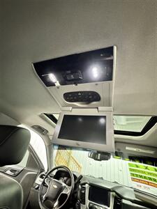 2017 Chevrolet Suburban Premier   - Photo 17 - Honesdale, PA 18431