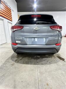 2017 Hyundai TUCSON 2.0L SE - Photo 5 - Honesdale, PA 18431