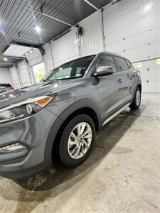 2017 Hyundai TUCSON 2.0L SE - Photo 4 - Honesdale, PA 18431