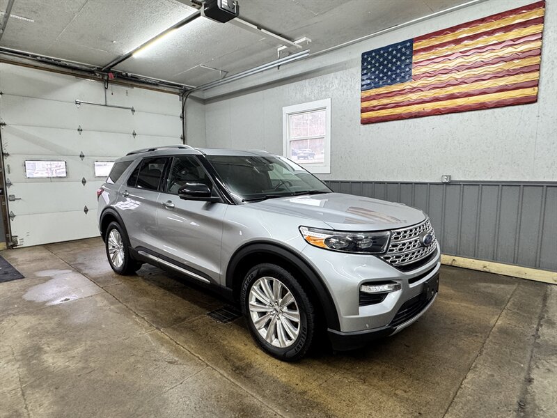 2020 Ford Explorer Limited  