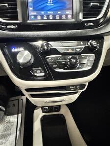 2020 Chrysler Voyager LXi   - Photo 12 - Honesdale, PA 18431