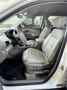 2019 Chevrolet Traverse LT Leather   - Photo 6 - Honesdale, PA 18431