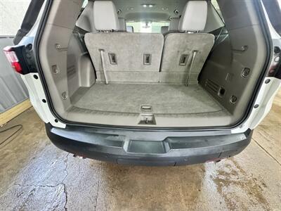 2019 Chevrolet Traverse LT Leather   - Photo 9 - Honesdale, PA 18431