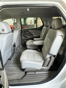 2019 Chevrolet Traverse LT Leather   - Photo 7 - Honesdale, PA 18431