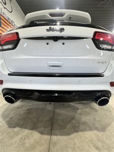 2014 Jeep Grand Cherokee SRT   - Photo 9 - Honesdale, PA 18431