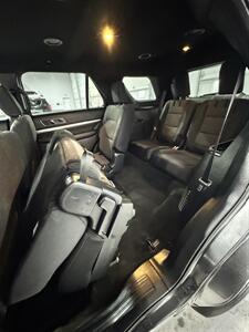 2018 Ford Explorer XLT   - Photo 8 - Honesdale, PA 18431