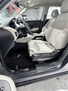 2023 Honda HR-V LX   - Photo 6 - Honesdale, PA 18431