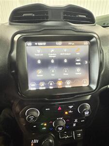 2023 Jeep Renegade Latitude - Photo 12 - Honesdale, PA 18431