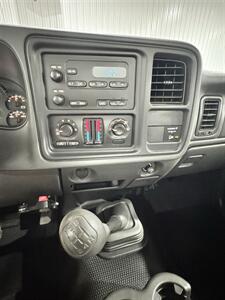 2007 GMC Sierra 2500HD Classic Work Truck - Photo 12 - Honesdale, PA 18431