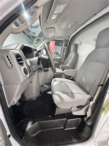 2016 Ford E-450 SD - Photo 12 - Honesdale, PA 18431
