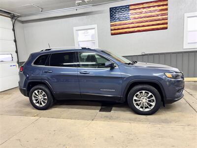 2019 Jeep Cherokee Latitude Plus   - Photo 2 - Honesdale, PA 18431
