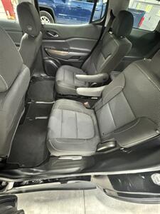 2021 GMC Acadia SLE - Photo 8 - Honesdale, PA 18431