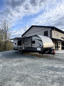 2018 Coachmen Catalina   - Photo 2 - Honesdale, PA 18431