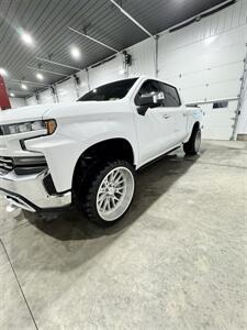 2019 Chevrolet Silverado 1500 LTZ   - Photo 4 - Honesdale, PA 18431