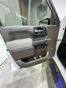 2019 Chevrolet Silverado 1500 LTZ   - Photo 24 - Honesdale, PA 18431