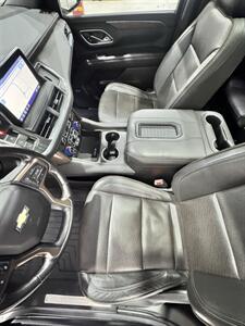 2021 Chevrolet Suburban High Country   - Photo 7 - Honesdale, PA 18431