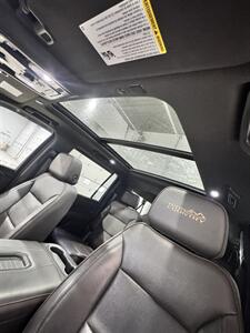 2021 Chevrolet Suburban High Country   - Photo 8 - Honesdale, PA 18431