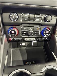 2021 Chevrolet Suburban High Country   - Photo 19 - Honesdale, PA 18431