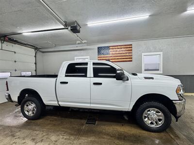 2024 RAM 2500 Tradesman   - Photo 2 - Honesdale, PA 18431