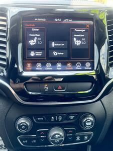 2019 Jeep Cherokee Limited   - Photo 11 - Honesdale, PA 18431