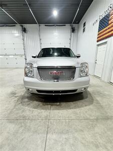 2014 GMC Yukon XL SLT   - Photo 3 - Honesdale, PA 18431