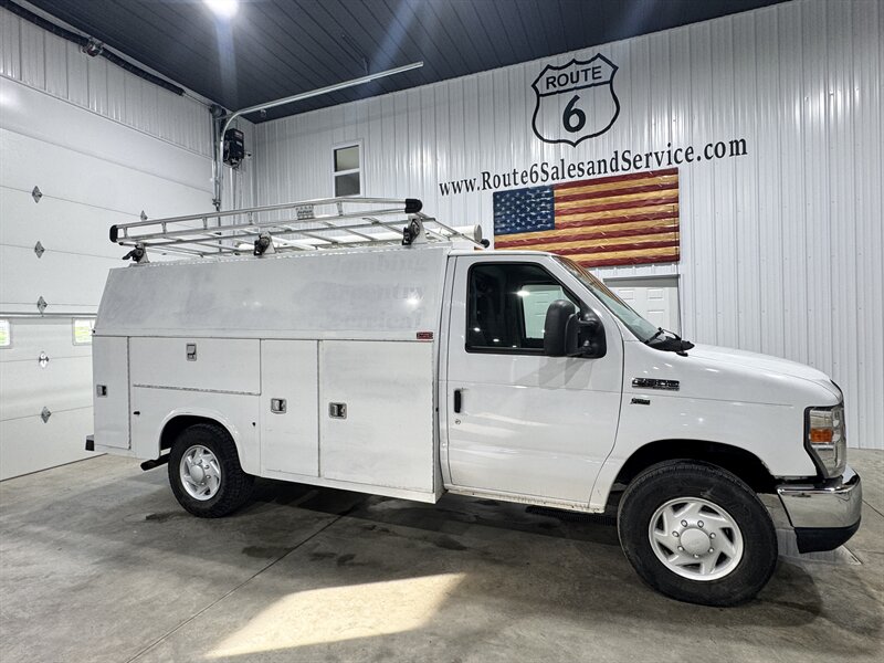 2013 Ford E-350 SD   - Photo 1 - Honesdale, PA 18431