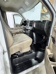 2009 Chevrolet Express 3500   - Photo 17 - Honesdale, PA 18431