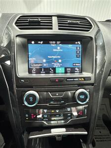 2018 Ford Explorer XLT   - Photo 13 - Honesdale, PA 18431