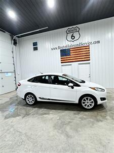 2014 Ford Fiesta SE   - Photo 2 - Honesdale, PA 18431
