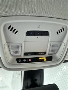 2020 Chevrolet Traverse LT Leather   - Photo 15 - Honesdale, PA 18431