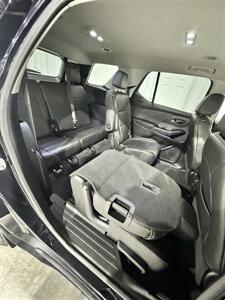 2020 Chevrolet Traverse LT Leather   - Photo 8 - Honesdale, PA 18431