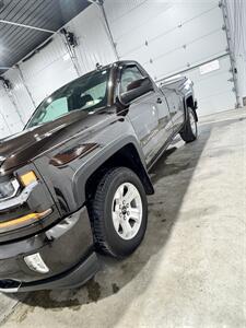 2018 Chevrolet Silverado 1500 LT Z71 - Photo 4 - Honesdale, PA 18431