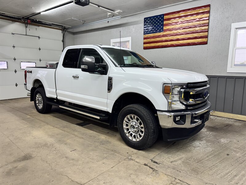 2022 Ford F-250 Super Duty XLT   - Photo 1 - Honesdale, PA 18431