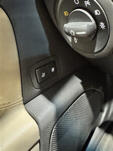 2012 Lincoln MKZ   - Photo 18 - Honesdale, PA 18431