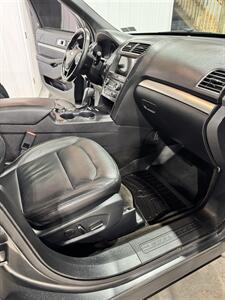 2018 Ford Explorer XLT   - Photo 10 - Honesdale, PA 18431