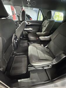 2021 Ford Explorer XLT   - Photo 8 - Honesdale, PA 18431