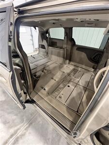 2013 Chrysler Town & Country Touring   - Photo 13 - Honesdale, PA 18431