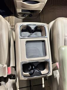 2013 Chrysler Town & Country Touring   - Photo 9 - Honesdale, PA 18431