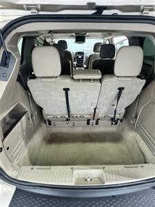 2013 Chrysler Town & Country Touring   - Photo 14 - Honesdale, PA 18431