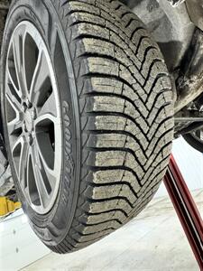 2017 GMC Acadia SLT-1   - Photo 15 - Honesdale, PA 18431