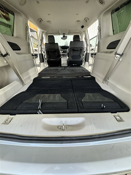 2024 Chrysler Pacifica Touring L - Photo 19