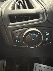 2015 Ford Focus SE - Photo 15 - Honesdale, PA 18431